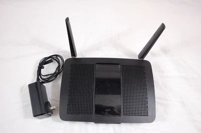 Linksys EA7500 Dual-Band Wi-Fi 5 Router - Image 1 of 3