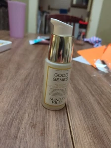 Tratamiento de ácido láctico Sunday Riley Good Genes - 1 oz - Imagen 1 de 3