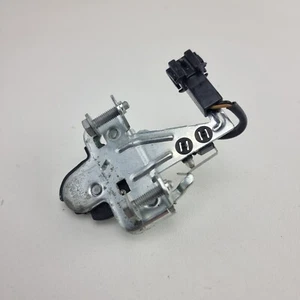 Saab 9 5 Boot Lock Mechanism 11/1997-10/2001 - Picture 1 of 8