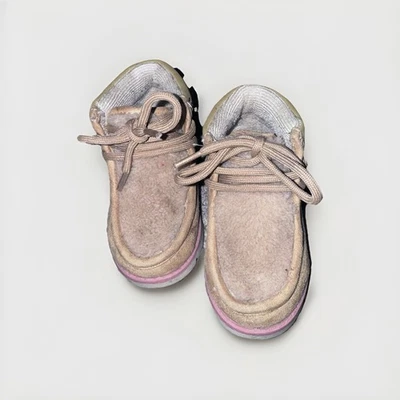 Mocasín alto marrón rosa de piel sintética Oshkosh B’gosh talla 5 para niñas pequeñas Foto 1 de 4