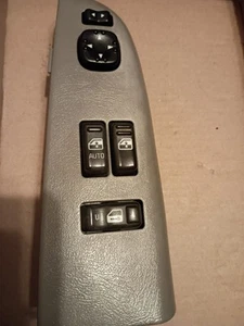 1999-02 Silverado GMC Sierra Power Window Switch Door NEW Mirror Button Lt Gray - Picture 1 of 6