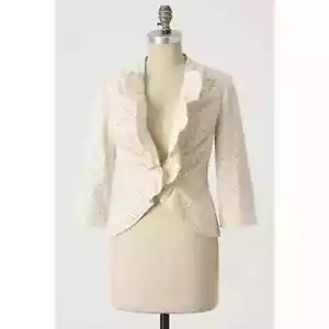 Chaqueta ajustada Anthropologie Tabitha talla 8 volantes marfil ojales acanalados - Imagen 1 de 16