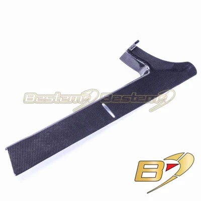 02-17 Harley Davidson V-Rod Muscle VRSC fibra de carbono protector de cinturón inferior cubierta de barro  Foto 1 de 4