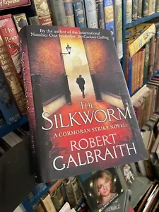 Robert Galbraith (J.K. Rowling) Seidenraupe: signiert 1./1. Auflage - Bild 1 von 8