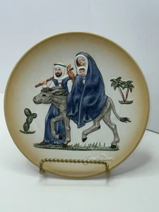1978 Vintage GOEBEL Holy Family NATIVITY 7.5" Cabinet or Wall Christmas Plate - Picture 1 of 5