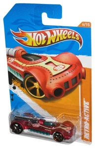Hot Wheels Pista Stars '12 6/15 Rosso Retro-Active Auto Giocattolo 71/247 - Foto 1 di 1
