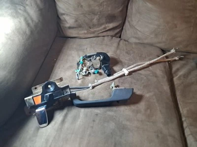 Jeep Grand Cherokee 1993-1998 conductor trasero lado izquierdo cerradura pestillo y manijas  Foto 1 de 4