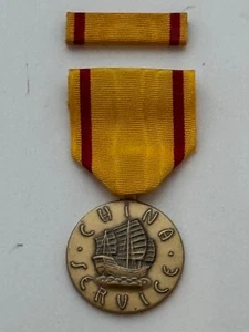 US NAVY FLEET MARINE CORPS USMC CHINA SERVICE MEDAL RIBBON PAIR - Picture 1 of 2