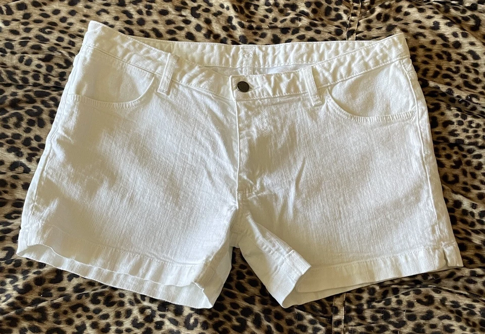 Women  Lacoste Cotton Short Olive Green Size EUR 44 - Image 1 of 4