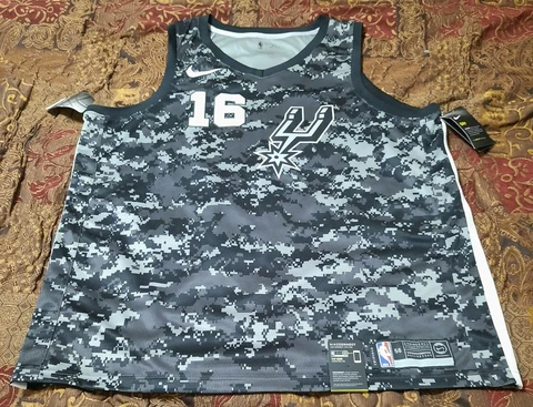 Nike Swingman San Antonio Spurs Pau Gasol Camo Jersey 912153-012 Size 56 XXL Cover