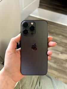 Apple iPhone 13 Pro - 128 Go - Noir (Désimlocké) - Capacité d'état de la batterie 100% - Photo 1 sur 4
