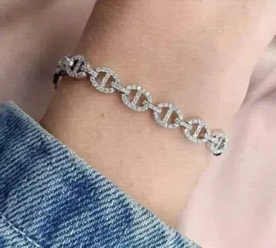 Brazalete con racimo de diamantes de corte redondo de 7 quilates para mujer enchapado en oro blanco de 14 quilates Foto 1 de 4