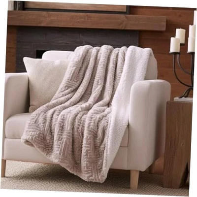  Manta de piel sintética perlada - Geométrica de ensueño 90" x 90" gris lavanda Foto 1 de 4