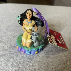 Disney Pocahontas con adorno Meeko & Flit Disney Store - Imagen 1 de 7
