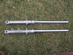 Z200 GPZ200 1983-85 forks. - Picture 1 of 3