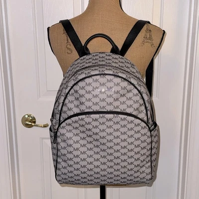 Mochila de cuero MICHAEL KORS Abbey MK Signature GRANDE gris negro para mujer Foto 1 de 4