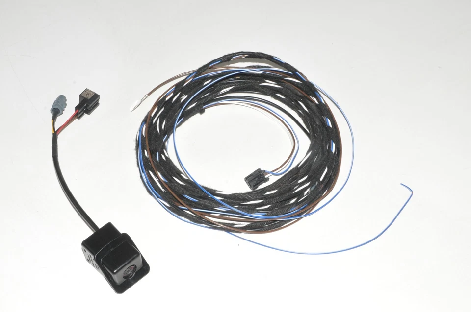 Cámara de marcha atrás Seat Leon 5F SC ST RFK Navigation Composition Media reequipamiento Foto 1 de 4