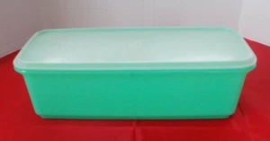 Vintage Tupperware 3 Pc. Easy Crisp Jadeite Green Bread-Celery-Veggie Keeper EUC - Picture 1 of 4