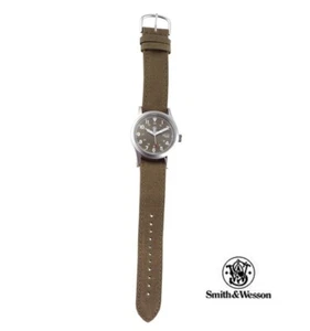 Smith & Wesson Military Watch luminous OD face water resistant extra bands - Picture 1 of 3