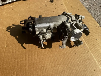 SUZUKI SIDEKICK GEO TRACKER 1.6L 16V INTAKE MANIFOLD - 16 VALVE ENGINE PART  - Image 1 of 4