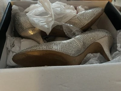 INC International Concepts Zitah Pointed Toe Pumps Pearl Gold 8.5 M with box - Image 1 of 4