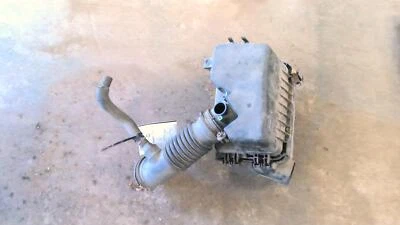 Used Air Cleaner Assembly fits: 2009 Toyota Corolla 1.8L 2ZRFE engine Grade A Foto 1 de 4