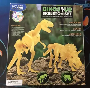 Explore One Dinosaur Skeleton Set New Open Box - Picture 1 of 7