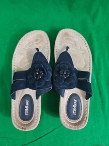 Cobbie Cuddlers Reginy Sandals Womans Blue Thong Wedge Flower Size Is Worn READ - Picture 1 of 9