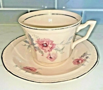Juego de 4 tazas y platillos de té vintage rosa floral Edwin M. Knowles Alice Annglow Foto 1 de 4