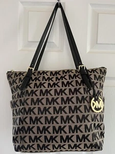 Michael Kors Signature Classic Monogram MK Tote Black Hand Bag Black Pre-owed - Picture 1 of 4