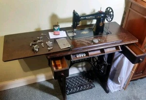 Vintage Singer treadle sewing machine No.66 w/original accessories instructions! - Picture 1 of 18