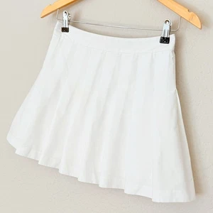 Aritzia Sundays Best plissierter Tennisrock weiß 2 hohe Taille oliv Micro 88 $ - Bild 1 von 15