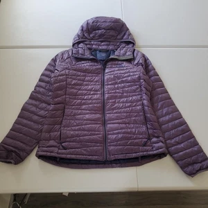 L.L.Bean Jacket Womens Medium Purple Ultralight 850 Down Hooded Puffer DownTek - Picture 1 of 13