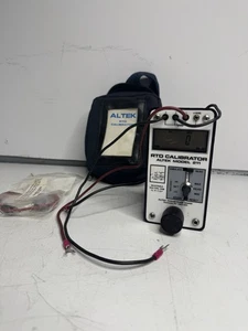 Altek Model 211 RTD Calibrator with Leads Very Clean Light Use Good Battery Case - Picture 1 of 6