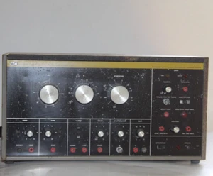 B&K 1968 Precision Model 1077B Television Analyst Television Testing Equipment - Picture 1 of 15