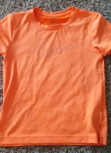 Boys Neon Orange Nike Tee Size 7 - Picture 1 of 3