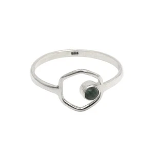 Solid Sterling Silver Emerald Gemstone Bezel Wife Cocktail May Birth Ring Size 7 - Picture 1 of 17