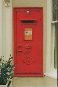 Postal Royal Mail - Buzón, Buzón de pared Eduardo VII, Dorchester, Dorset RR17673 - Imagen 1 de 2