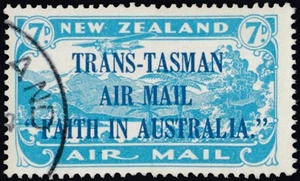 New Zealand 1934 7d Airmail Trans - Tasman overprint SG 554 fine used - Picture 1 of 1
