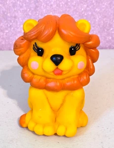 1999 Chariot Victor Publishing Rubber LION Squeaky Toy 4.5" - Picture 1 of 6