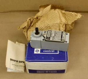 GE Control General Electric CR115GB104 Limit Switch New Surplus / New Old Stock - Picture 1 of 5