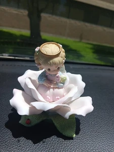 Precious Moments Expressive Blossoms White And Pink Rose Of Caring Figurine - Picture 1 of 3