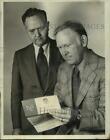 1972 Press Photo Oklahoma University Dean Roy Troutt & graduate Harris Melvin