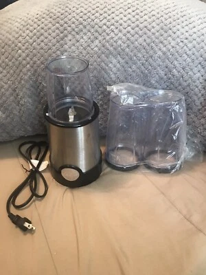 ¡Batidora eléctrica personal Cooks 5 en 1 inoxidable! Foto 1 de 4