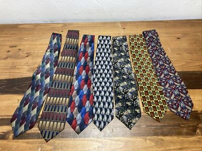 Cocktail Collection Jerry Garcia Type Tie Lot 8 - Image 1 of 4