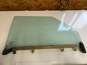 73-81 Mercede R107 450SLC 380SLC Coupe Front Right Side Door Window Glass OEM - Picture 1 of 1