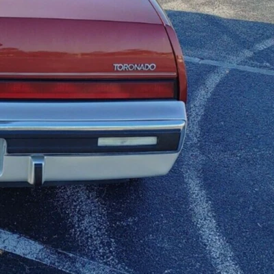 Oldsmobile Toronado : 1986, 1987, 1988, 1989, Right Reverse Light - Image 1 of 4