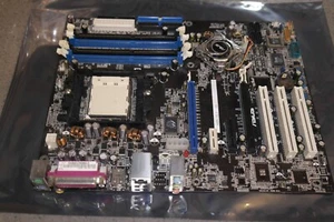 ASUS A8N-SLI SE 1.01 ATX Motherboard Sockel 939 2*PCI-e 16x FDD SATA PCI IDE - Picture 1 of 13