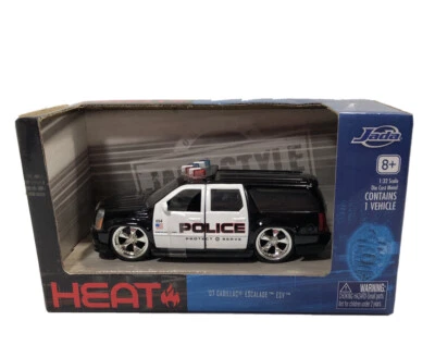 Jada Heat 2007 Cadillac Escalade ESV Police Cruiser 1:32 Diecast SUV Door Opens - Image 1 of 4