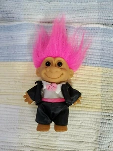 Russ Berrie Troll Kids Doll #18316 Groomsman Pink Hair - Picture 1 of 3